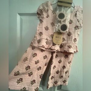 NWT Rabbit and Bear ORGANIC Cotton Girl Floral Pink 2pc hibiscus top & pant